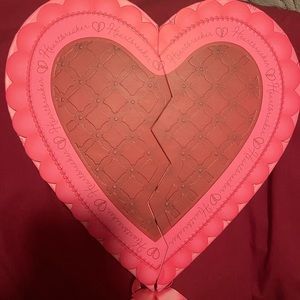 Valentina Voight Heartbreaker box